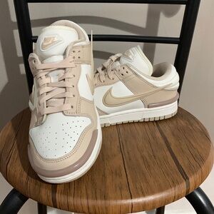 Women’s Nike Dunk Low Twist Casual